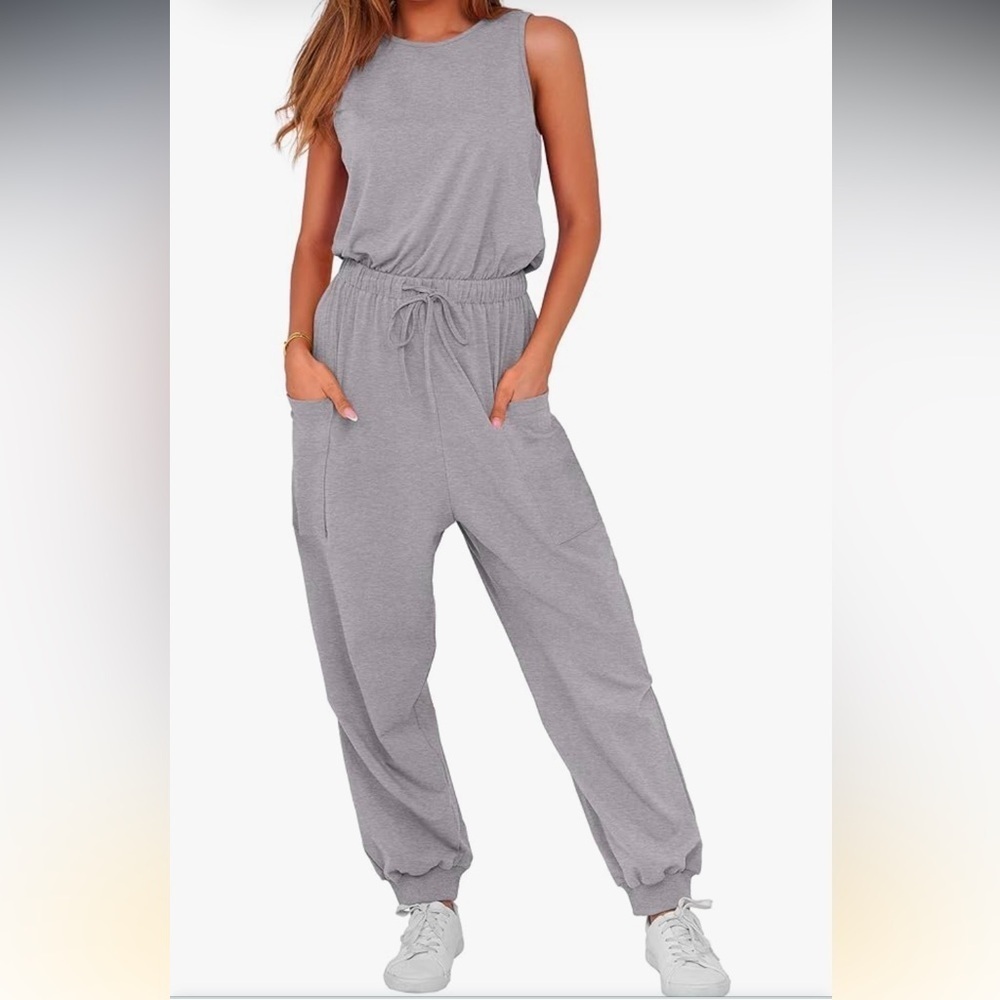NWT  Jumpsuits Casual Sleeveless Jumpers Romper  Activewear with Pockets​